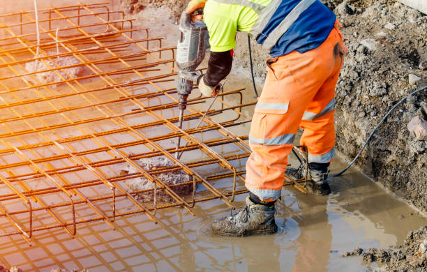 Best Concrete Sidewalk Installation in Ly Lake, IL